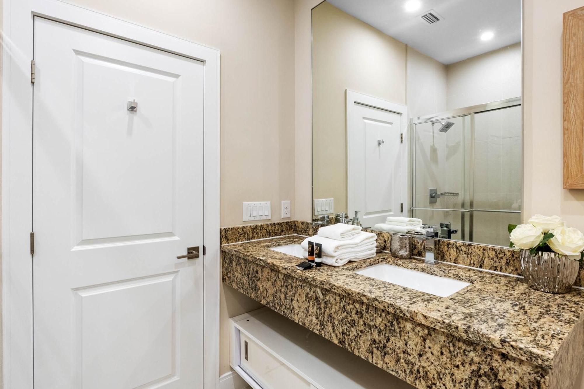 4 Bedroom- 4,5 Bathroom Magic Village 7603 Rd Orlando Eksteriør bilde